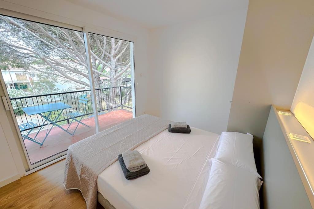 Can Romy Appartement T2F A 20M De La Plage De Cala Montgo L' Escala Esterno foto